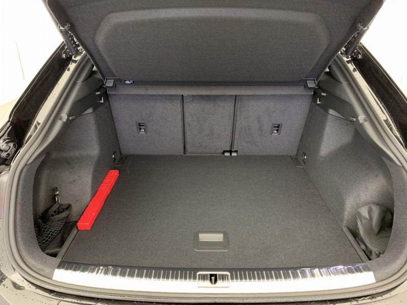 Photo 11 de l'offre de AUDI Q3 Sportback 35 TDI 150 ch S tronic 7 S line plus à 48998€ chez Carlyss automobiles Vitré