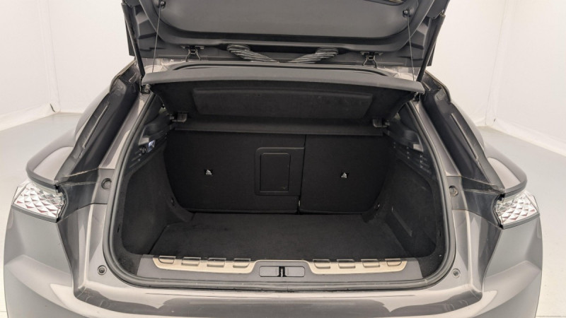 Photo 11 de l'offre de DS DS4 PureTech 130 EAT8 Performance Line+ à 22009€ chez Carlyss automobiles Vitré