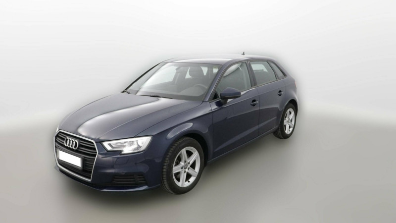 Photo 1 de l'offre de AUDI A3 SPORTBACK A3 Sportback 30 TFSI 116 S tronic 7 à 21598€ chez Carlyss automobiles Vitré