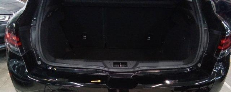 Photo 17 de l'offre de RENAULT Megane IV Berline Mégane IV Berline Blue dCi 115 EDC - 21N Business à 19198€ chez Carlyss automobiles Vitré