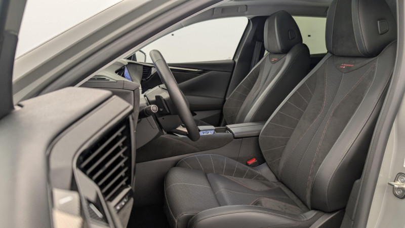 Photo 16 de l'offre de DS DS4 PureTech 130 EAT8 Performance Line+ à 24519€ chez Carlyss automobiles Vitré