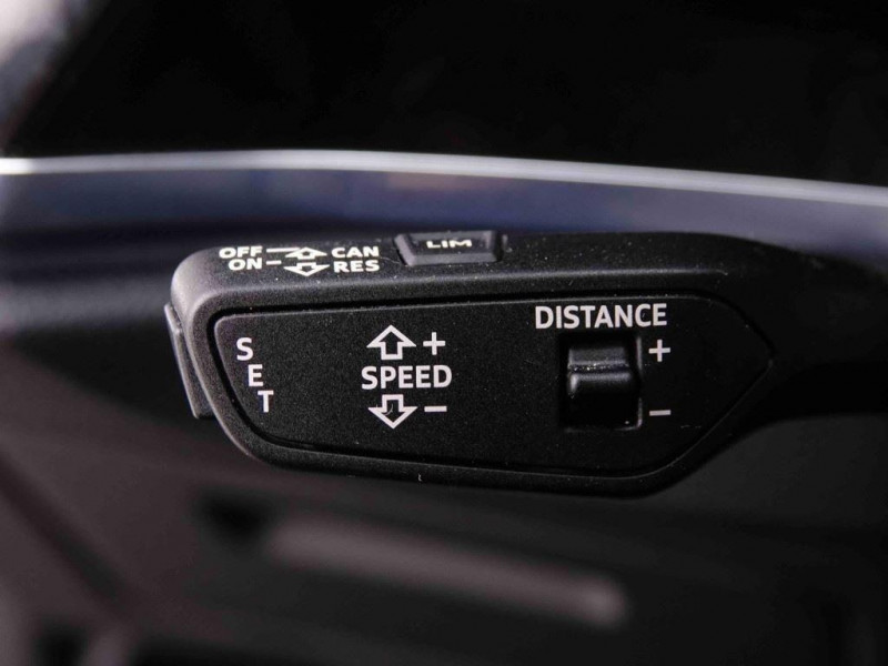 Photo 17 de l'offre de AUDI Q3 45 TFSie PHEV S-Line à 37142€ chez Carlyss automobiles Vitré