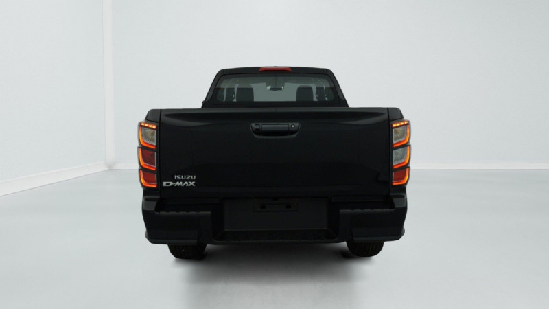 Photo 6 de l'offre de ISUZU D-MAX 1.9 4X4 SPACE CAB N60 NSPORT  AT à 47346€ chez Carlyss automobiles Vitré