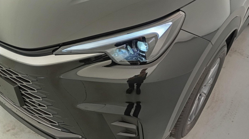 Photo 19 de l'offre de Lexus LBX 2WD Business à 31998€ chez Carlyss automobiles Vitré