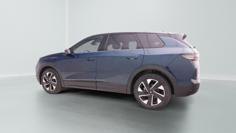 Photo 2 de l'offre de OPEL Grandland 1.2 T Hybrid 145 GS à 35402€ chez Carlyss automobiles Vitré