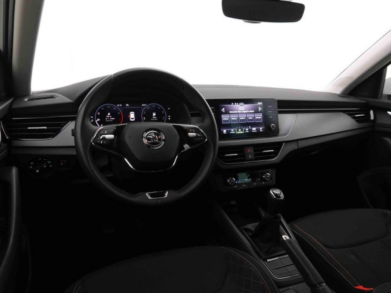 Photo 8 de l'offre de SKODA Scala 1.0 TSi 95 Edition à 21198€ chez Carlyss automobiles Vitré