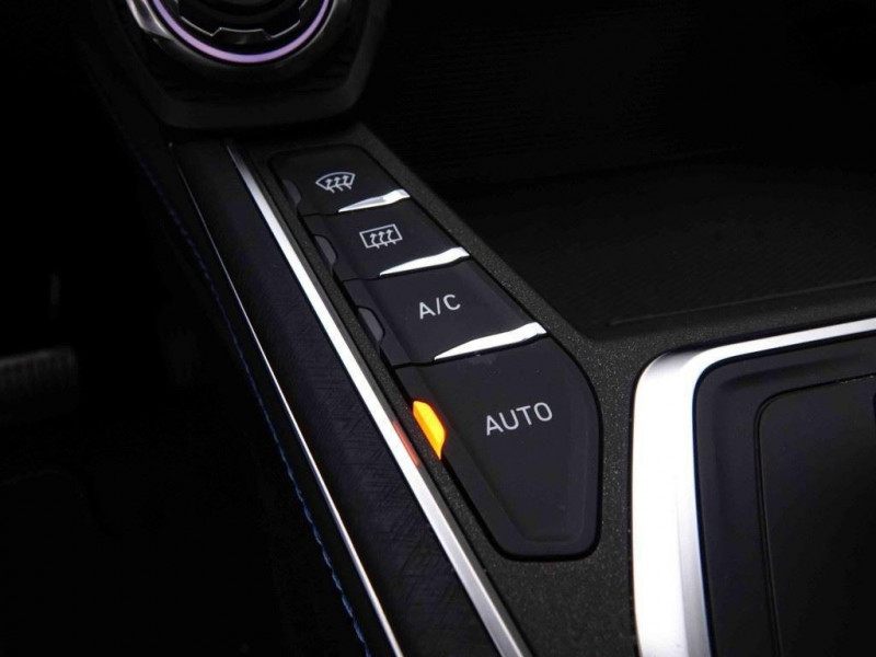 Photo 18 de l'offre de Lynk&Co 01 1.5 PHEV 261 ch DCTH7 à 29198€ chez Carlyss automobiles Vitré