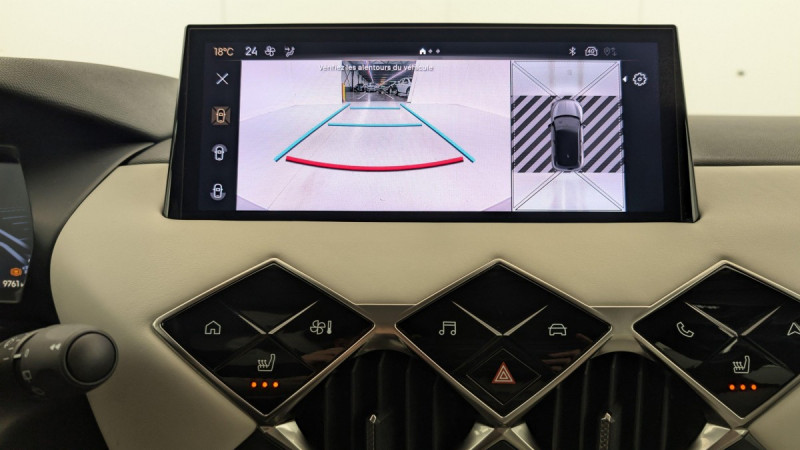 Photo 18 de l'offre de DS DS3 PureTech 130 EAT8 Esprit de Voyage à 23919€ chez Carlyss automobiles Vitré