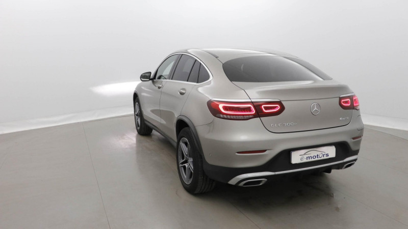Photo 29 de l'offre de MERCEDES-BENZ GLC COUPE GLC COUPÉ 300 E 9G-TRONIC 4MATIC AMG LINE à 53198€ chez Carlyss automobiles Vitré