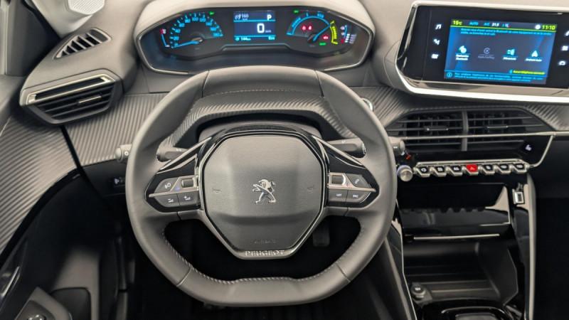 Photo 14 de l'offre de PEUGEOT 208 ELECTRIQUE 50 KWH 136CH ALLURE à 18123€ chez Carlyss automobiles Vitré
