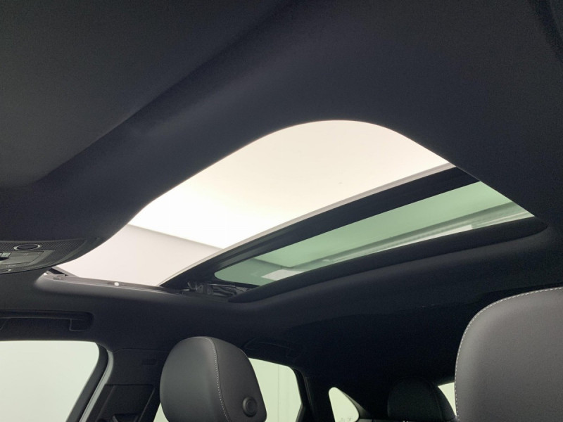 Photo 21 de l'offre de AUDI Q3 Sportback 35 TDI 150 ch S tronic 7 S line à 48598€ chez Carlyss automobiles Vitré