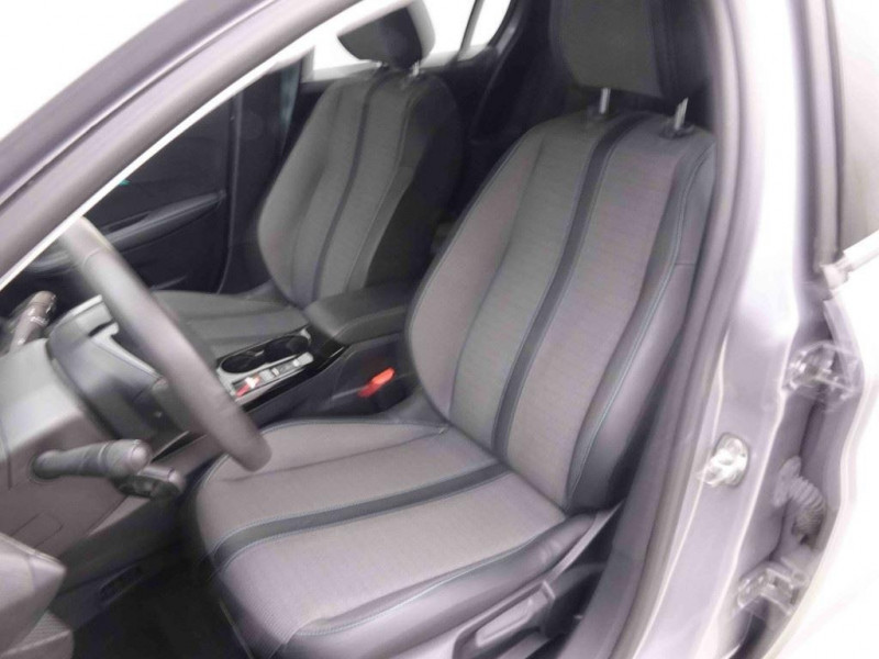 Photo 7 de l'offre de Peugeot E-208 50 kWh 136 Allure à 21701€ chez Carlyss automobiles Vitré
