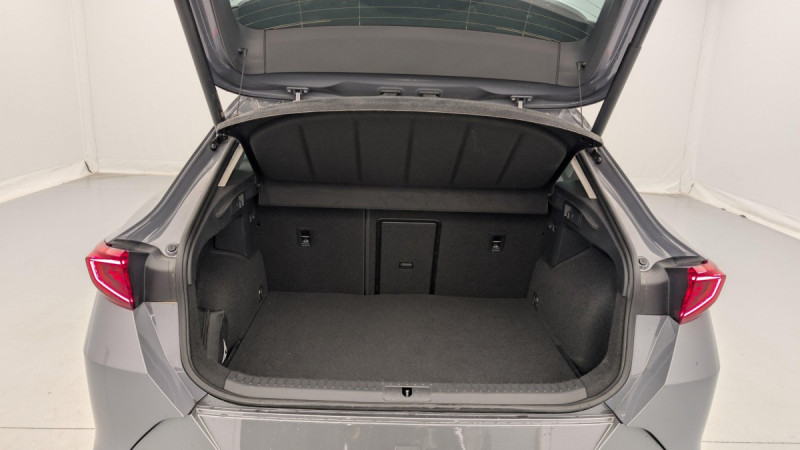 Photo 11 de l'offre de CUPRA Formentor 1.4 e-HYBRID 204 ch DSG6 V à 28088€ chez Carlyss automobiles Vitré