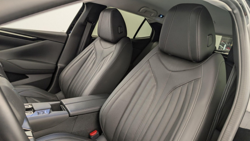 Photo 16 de l'offre de DS DS4 PureTech 130 EAT8 Rivoli à 24430€ chez Carlyss automobiles Vitré