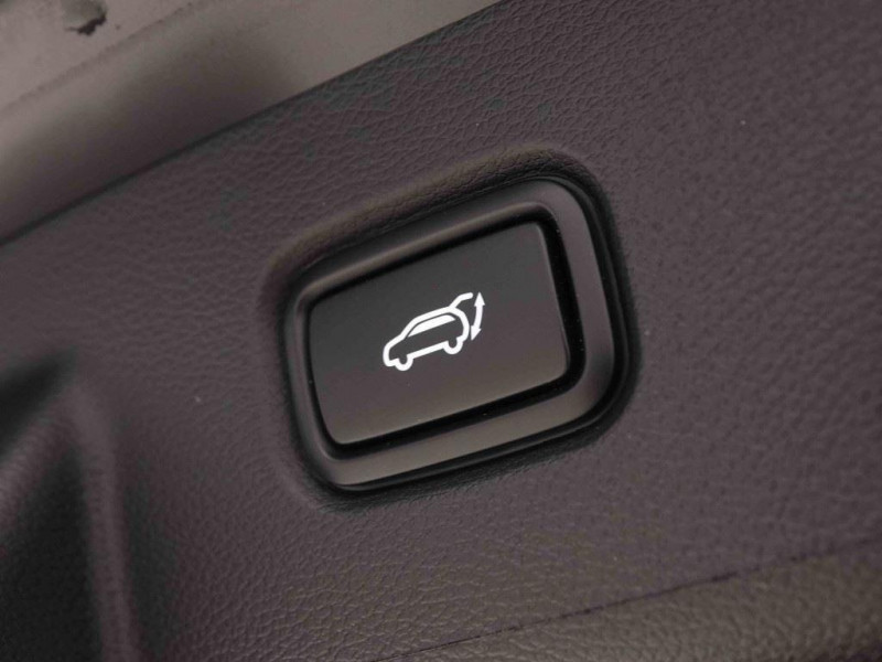 Photo 5 de l'offre de KIA SPORTAGE 1.6 T-GDi 150 Pace FaceLift à 33444€ chez Carlyss automobiles Vitré