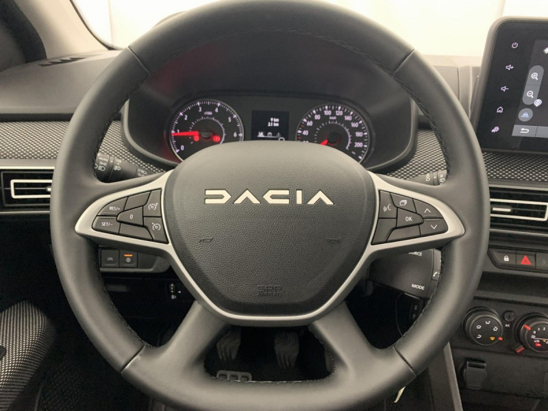 Photo 15 de l'offre de DACIA Sandero ECO-G 100 GSR2 Expression à 15998€ chez Carlyss automobiles Vitré