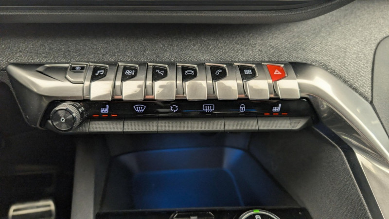 Photo 20 de l'offre de PEUGEOT 3008 Puretech 180ch S&S EAT8 GT Line à 15543€ chez Carlyss automobiles Vitré