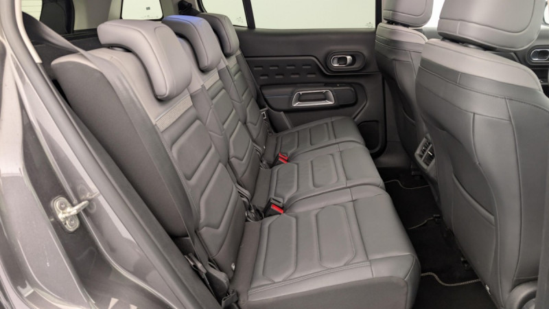 Photo 10 de l'offre de CITROEN C5 Aircross HYBRIDE RECHARGEABLE 225 E-EAT8 SHINE PACK à 25020€ chez Carlyss automobiles Vitré