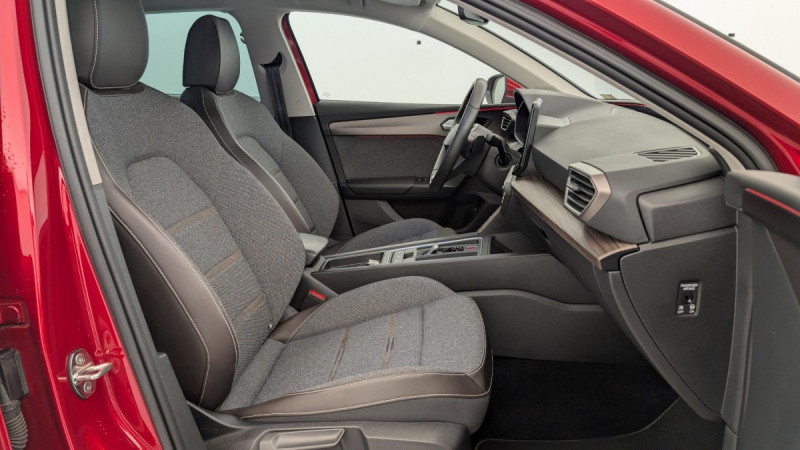 Photo 9 de l'offre de SEAT Leon E-HYBRID 204 CH DSG6 XCELLENCE à 21955€ chez Carlyss automobiles Vitré