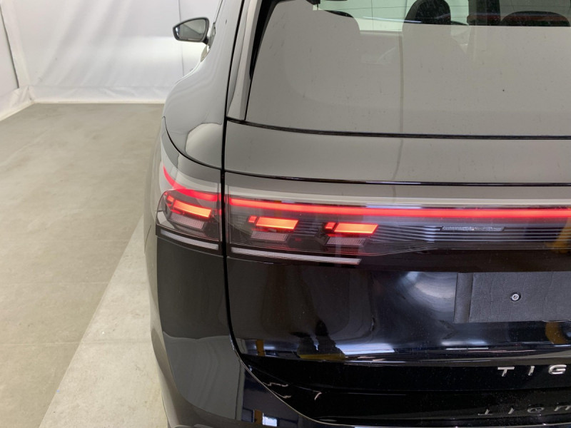 Photo 16 de l'offre de VOLKSWAGEN TIGUAN NOUVEAU 1.5 eTSI 150CV DSG7 LIFE PLUS à 37998€ chez Carlyss automobiles Vitré