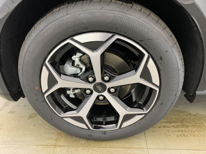 Photo 21 de l'offre de FORD PUMA 1.0 EcoBoost 155 ch mHEV S&S Powershift ST-Line à 25998€ chez Carlyss automobiles Vitré