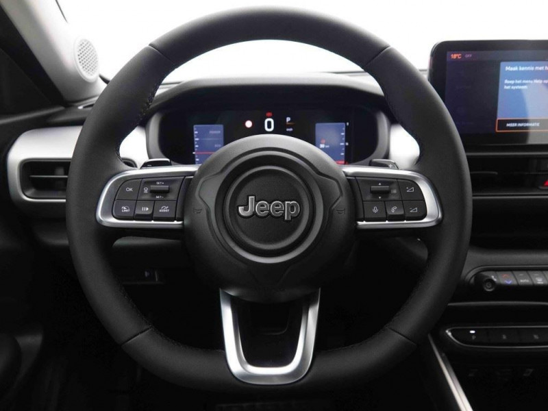 Photo 8 de l'offre de Jeep Avenger 1.2 MHEV 110 DCT6 Altitude à 27502€ chez Carlyss automobiles Vitré