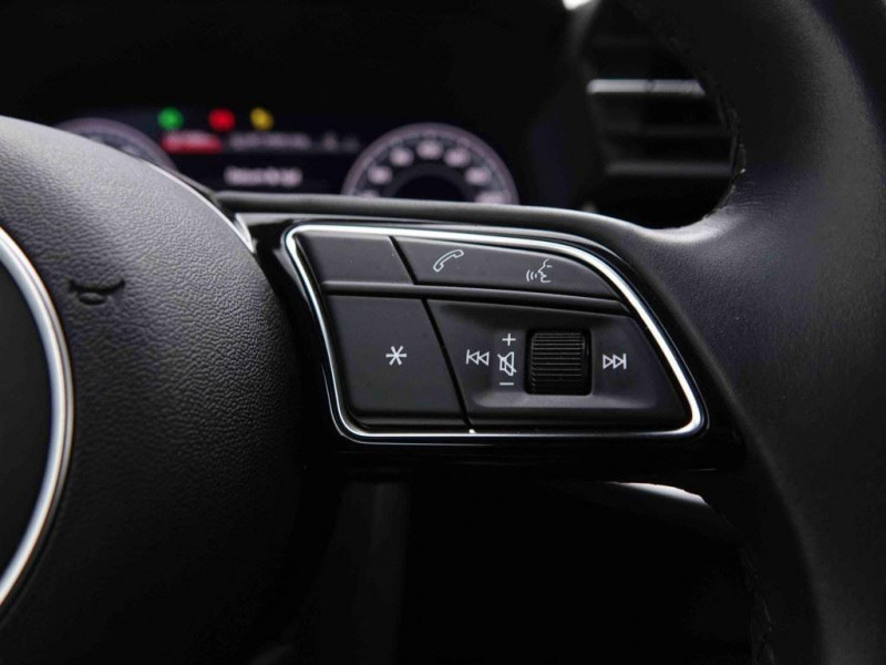 Photo 20 de l'offre de AUDI A3 35 TFSi 150 Advanced à 25202€ chez Carlyss automobiles Vitré