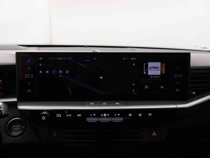 Photo 8 de l'offre de OPEL Grandland 1.2 T Hybrid 145 GS à 35898€ chez Carlyss automobiles Vitré