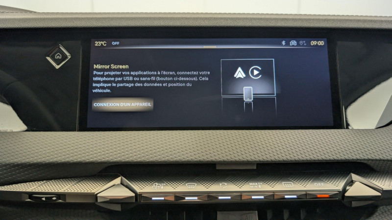 Photo 19 de l'offre de DS DS4 PureTech 130 EAT8 Rivoli à 22506€ chez Carlyss automobiles Vitré