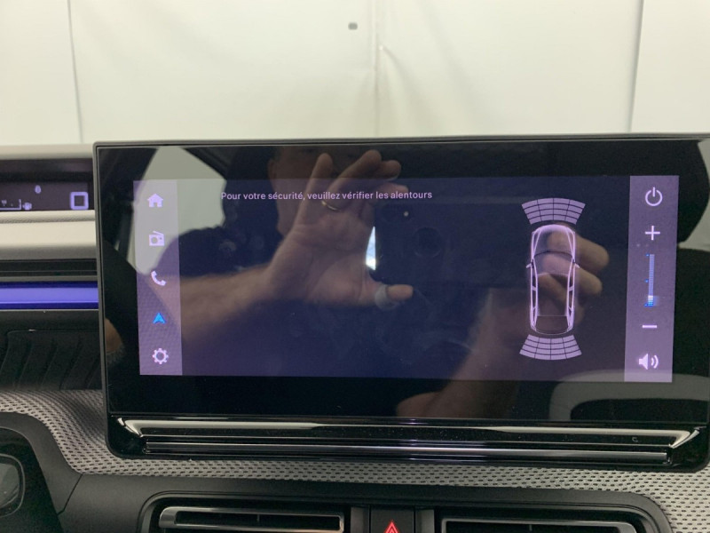 Photo 12 de l'offre de Citroën C3 SOCIETE NOUVELLE TURBO 100 BVM PRO à 17457€ chez Carlyss automobiles Vitré