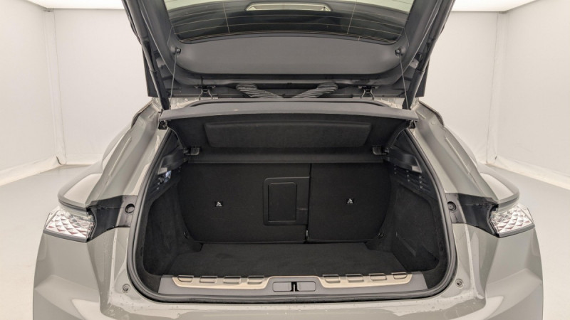 Photo 11 de l'offre de DS DS4 PureTech 130 EAT8 Cross Rivoli à 23638€ chez Carlyss automobiles Vitré