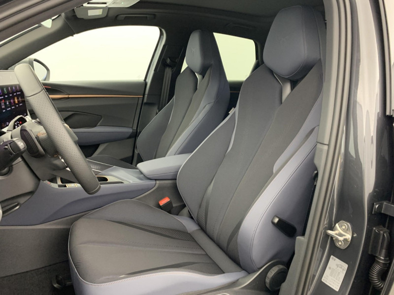 Photo 24 de l'offre de Cupra Terramar 1.5 eTSI Hybrid 150 ch DSG7 V à 36998€ chez Carlyss automobiles Vitré