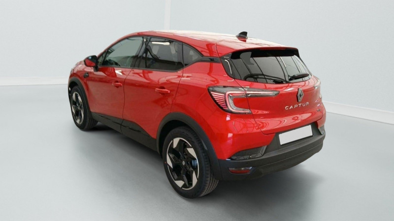 Photo 3 de l'offre de RENAULT CAPTUR Captur E-Tech full hybrid 160 ch Techno à 28998€ chez Carlyss automobiles Vitré