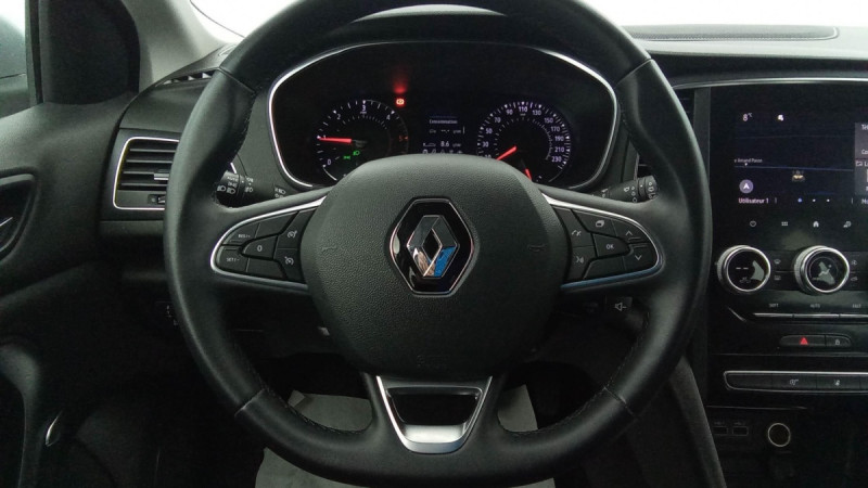 Photo 4 de l'offre de RENAULT Megane IV Berline MÉGANE IV BERLINE BLUE DCI 115 ZEN à 18598€ chez Carlyss automobiles Vitré
