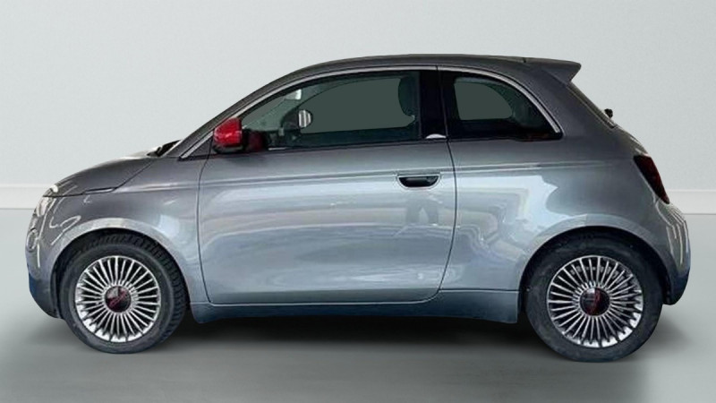 Photo 2 de l'offre de Fiat 500e Berline MY22 Serie 1 STEP 2 500 e 95 ch (RED) à 11798€ chez Carlyss automobiles Vitré