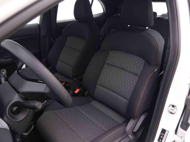 Photo 5 de l'offre de MG Motor MG3 1.5i 116 Standard Plus à 18011€ chez Carlyss automobiles Vitré