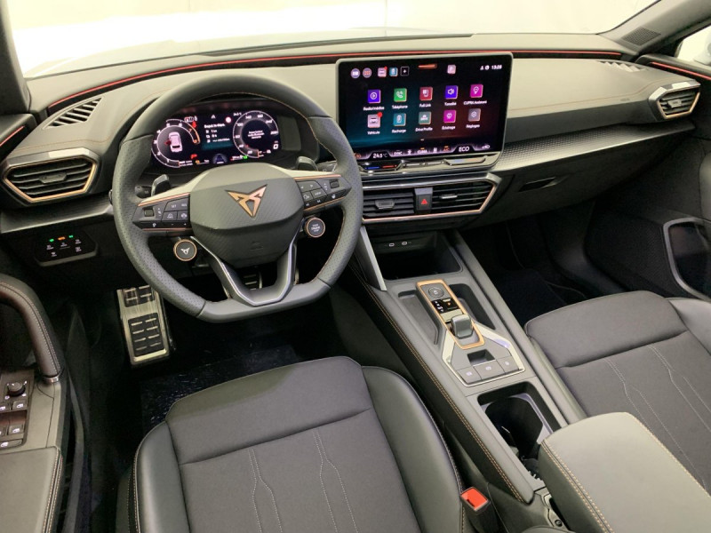 Photo 14 de l'offre de Cupra LEON Sportstourer eHybrid 204 ch DSG6 V à 33498€ chez Carlyss automobiles Vitré