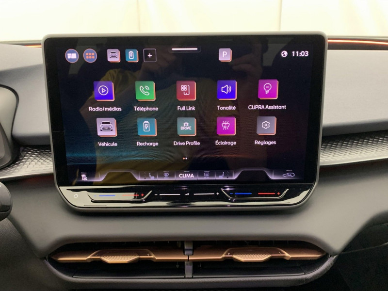 Photo 28 de l'offre de Cupra Terramar 1.5 eHybrid 204 ch DSG6 V à 41998€ chez Carlyss automobiles Vitré