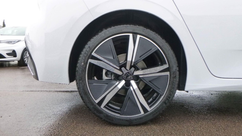 Photo 9 de l'offre de PEUGEOT 308 BlueHDi 130ch S&S EAT8 GT à 29698€ chez Carlyss automobiles Vitré