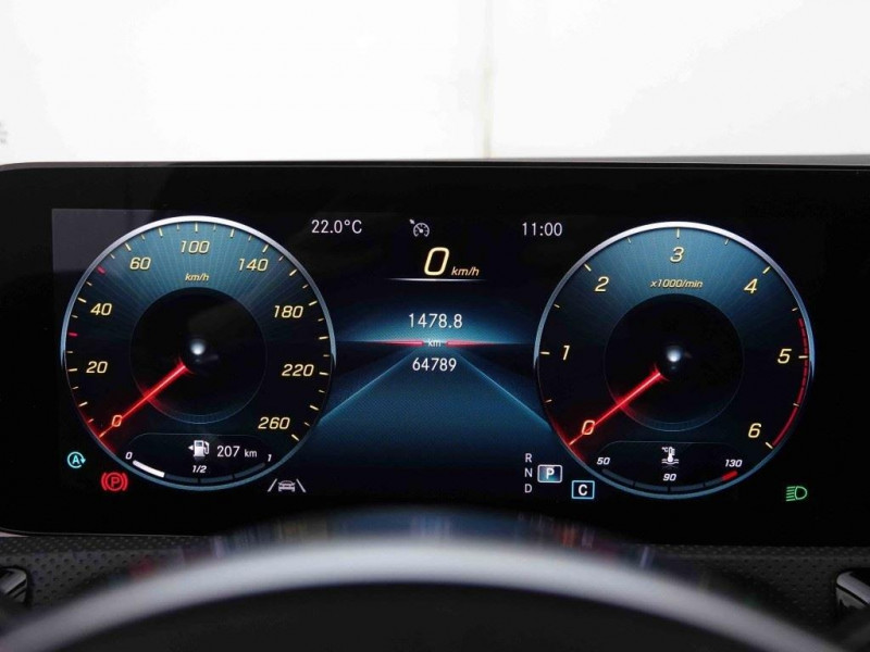 Photo 17 de l'offre de MERCEDES-BENZ CLA 220d 190 DCT 4 Matic Shooting Brake AMG-Line à 31749€ chez Carlyss automobiles Vitré