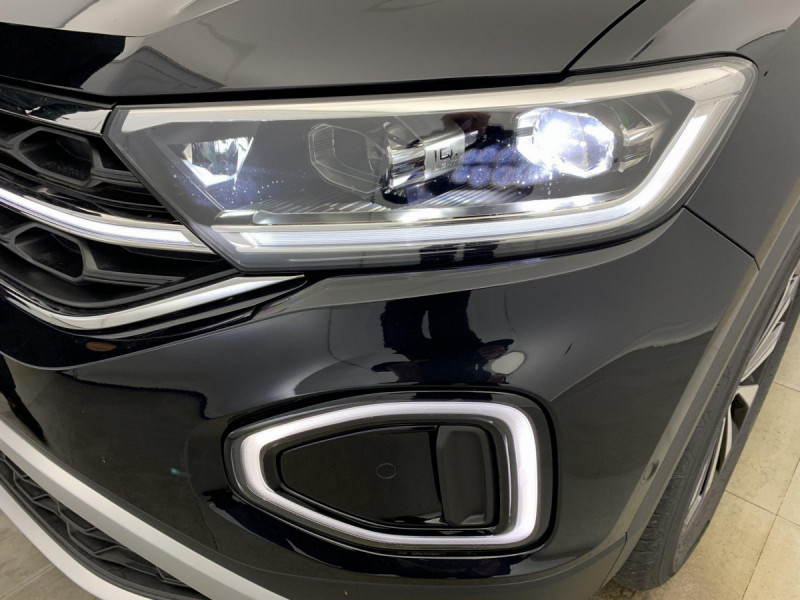 Photo 23 de l'offre de VOLKSWAGEN T-roc 1.5 TSI EVO2 150 Start/Stop DSG7 Style à 30998€ chez Carlyss automobiles Vitré
