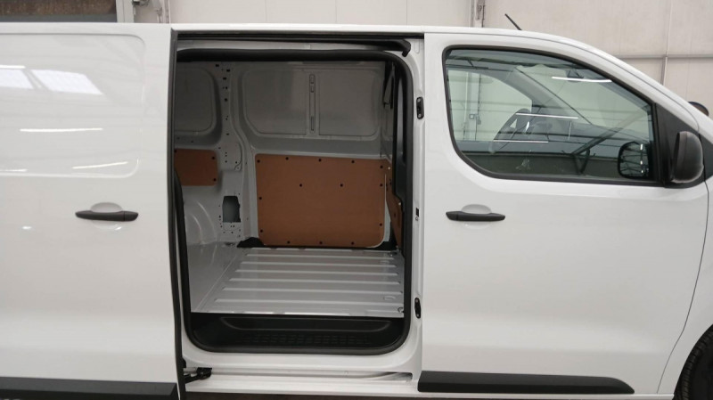 Photo 4 de l'offre de PEUGEOT Expert Fourgon EXPERT FGN XL BLUEHDI 120 S&S BVM6 à 27897€ chez Carlyss automobiles Vitré