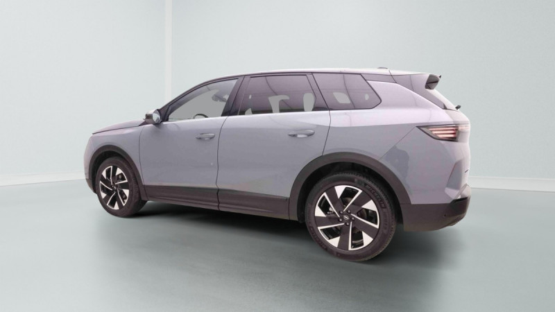 Photo 2 de l'offre de OPEL Grandland 1.2 T Hybrid 145 GS à 35898€ chez Carlyss automobiles Vitré