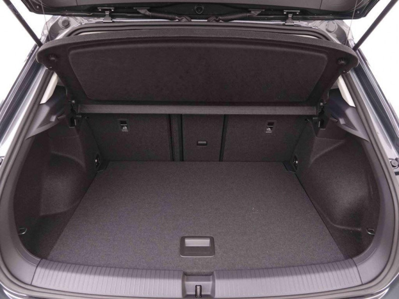 Photo 6 de l'offre de VOLKSWAGEN T-roc 1.5 TSi 150 DSG Life à 32898€ chez Carlyss automobiles Vitré