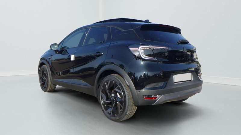 Photo 3 de l'offre de RENAULT CAPTUR Captur E-Tech full hybrid 145 ch esprit Alpine à 33398€ chez Carlyss automobiles Vitré