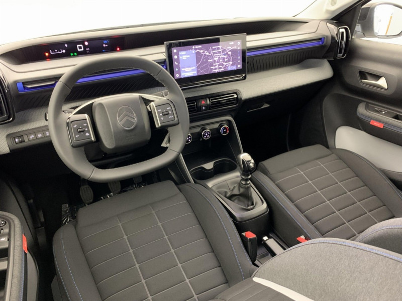 Photo 11 de l'offre de Citroën C3 SOCIETE NOUVELLE TURBO 100 BVM PRO à 15957€ chez Carlyss automobiles Vitré