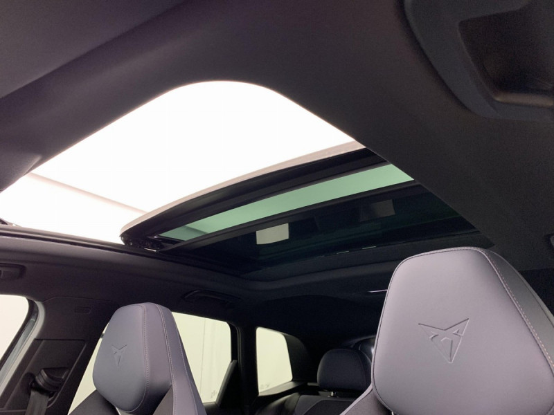 Photo 22 de l'offre de Cupra Terramar 1.5 eTSI Hybrid 150 ch DSG7 V à 36998€ chez Carlyss automobiles Vitré