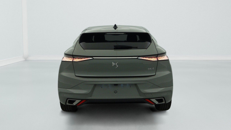 Photo 6 de l'offre de DS DS4 PureTech 130 EAT8 Rivoli à 22711€ chez Carlyss automobiles Vitré