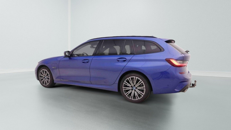 Photo 2 de l'offre de Bmw 3 330e PHEV 292 Touring M-Sport à 38602€ chez Carlyss automobiles Vitré
