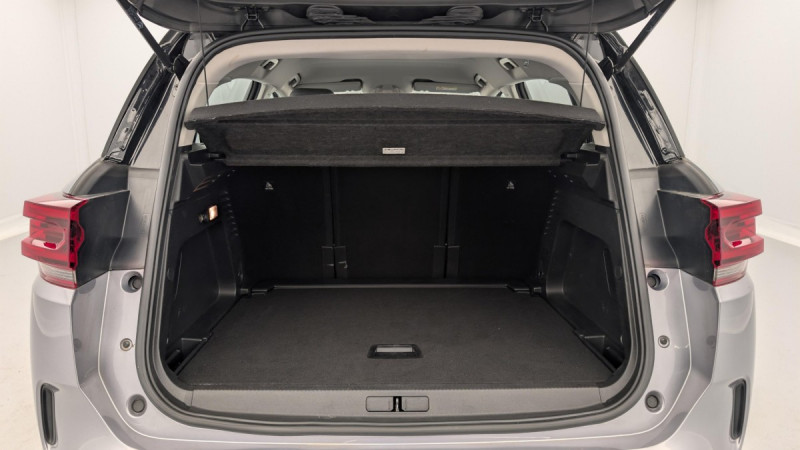 Photo 11 de l'offre de CITROEN C5 Aircross PureTech 130 S&S BVM6 Feel à 16178€ chez Carlyss automobiles Vitré